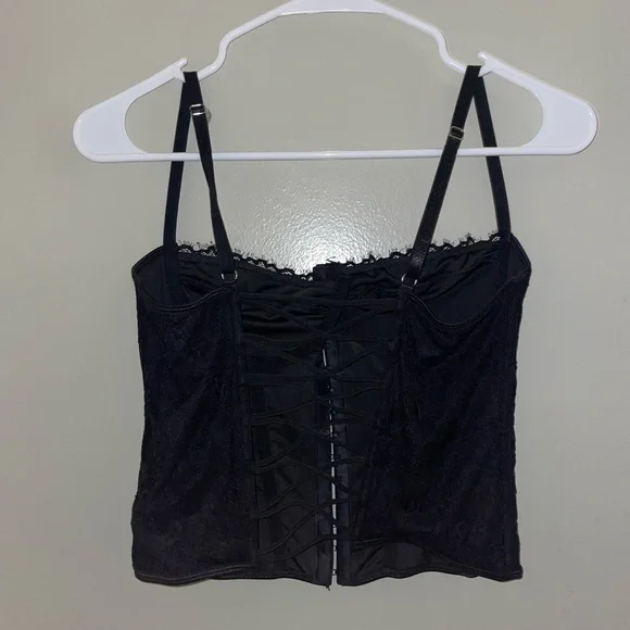 Urban Outfitters corset lookalike - Picture 2 of 5
